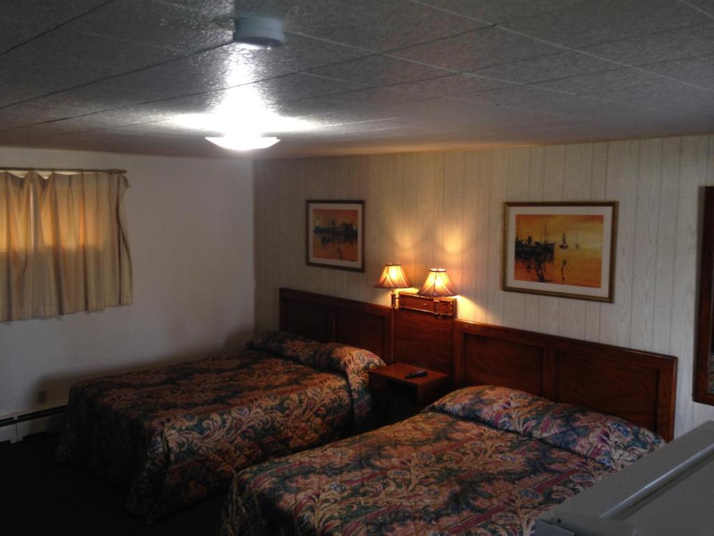 Chateau Motor Lodge Grand Island Exterior photo
